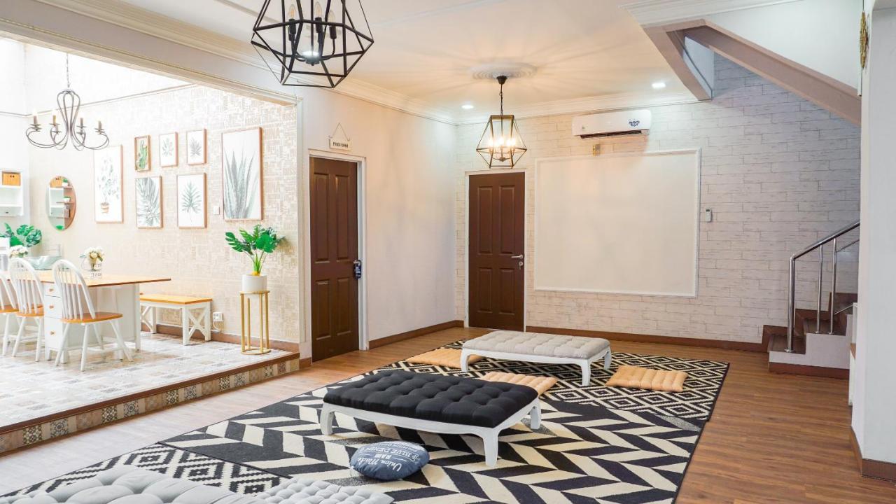 בנדונג Vaccinated Staff - Spot On 2053 Granada Syariah Home Stay מראה חיצוני תמונה