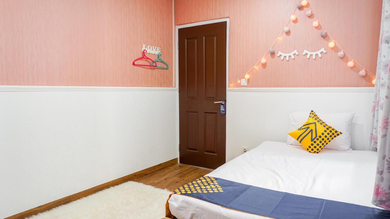 בנדונג Vaccinated Staff - Spot On 2053 Granada Syariah Home Stay מראה חיצוני תמונה